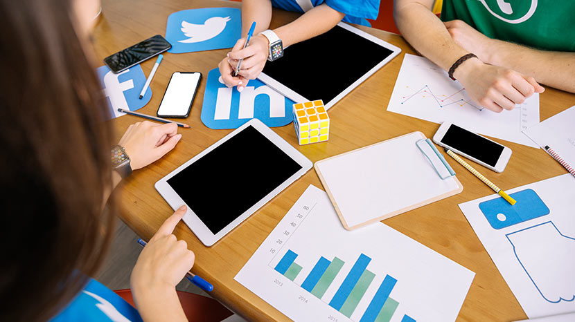 Maximizing Success: Social Media's ROI for Small Businesses